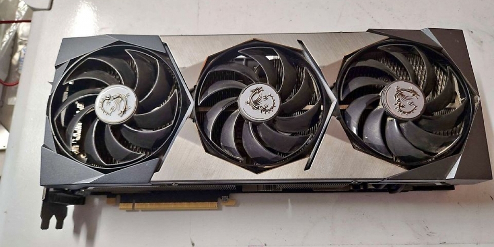 Geforce RTX 3080 Ti 20 GiB (5)