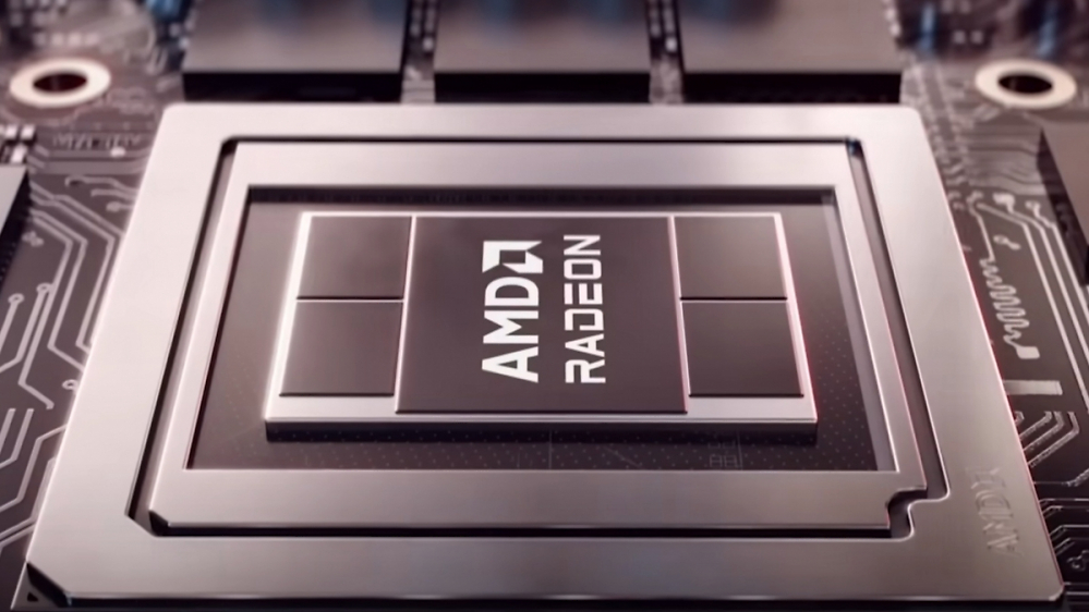 AMD Radeon RX 7800M: Navi 32 feiert sein Debüt als eGPU