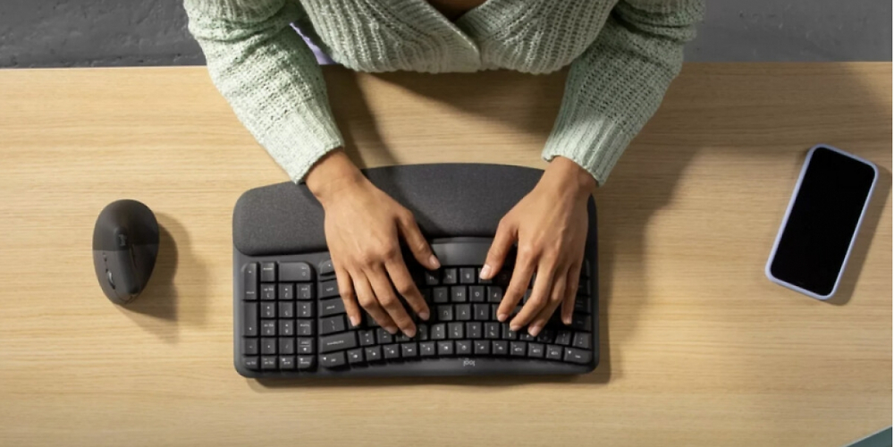 Logitech Wave Keys: Ergonomische Tastatur gewellt und mit Polster im Leak (1)