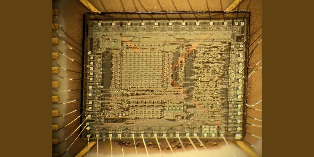 Saphir-CPUs: Bastler findet transparenten Silicon-on-Sapphire Chip von HP
