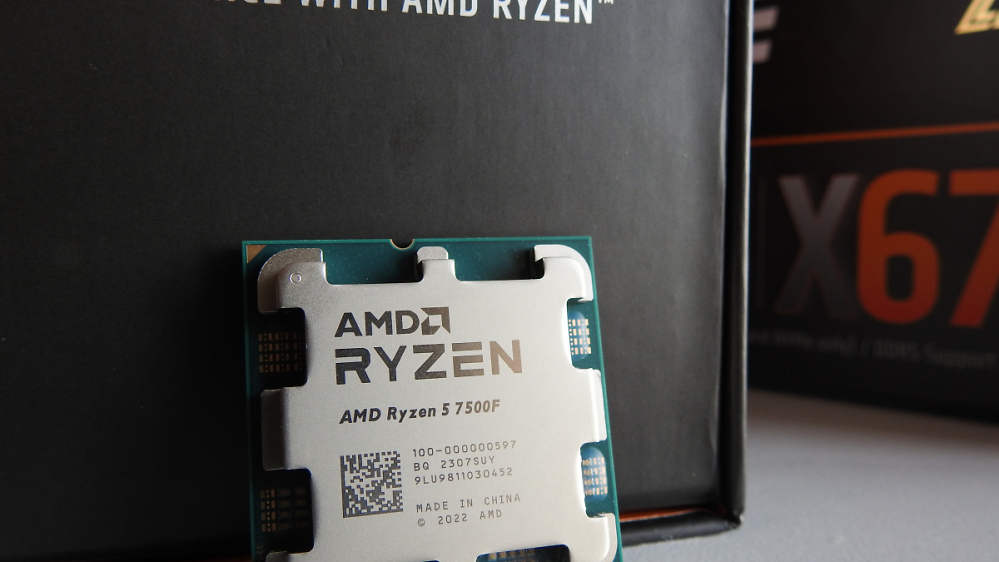 CPUs bei Mindfactory: 5800X3D verliert Platz 2 an Spartipp-CPU