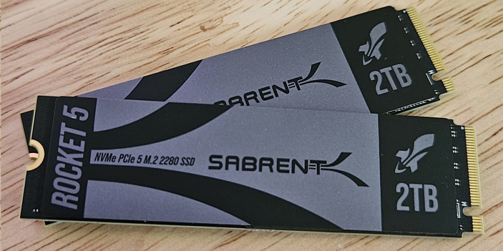 Sabrent Rocket 5: PCI-E-5.0-SSD ohne Riesenkühler bei 60 °C im Stresstest