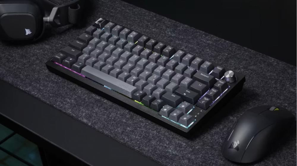 Corsair Gaming K65 Plus: Verkleinerte Wireless-Tastatur mit RGB für 160 Euro