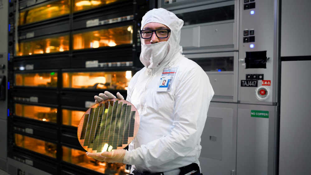 Intel-Fertigung: Erfolge für 18A, Roadmap bis 14A und eine Umbenennung bei der Foundry