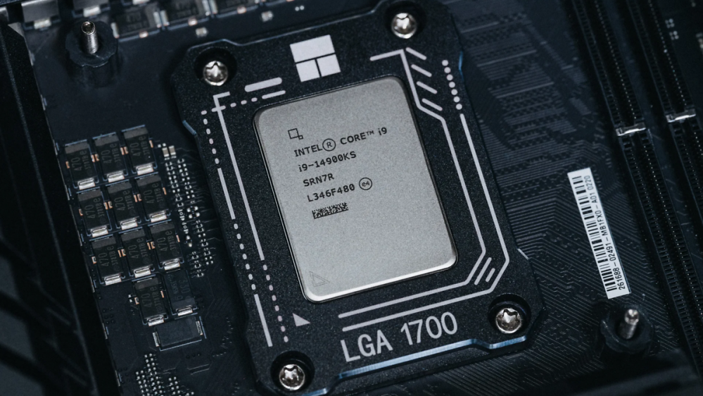 Core i9-14900KS: Intels Brechstange wird für manche Komplett-PCs geköpft