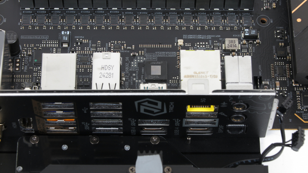 B850 und B840 versus X870(E): AMD mit Ausblick auf günstigere AM5-Mainboards