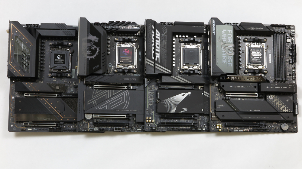 Günstigere Mainboards: Mehrere Platinen mit B-Chipsätzen von Intel und AMD aufgetaucht