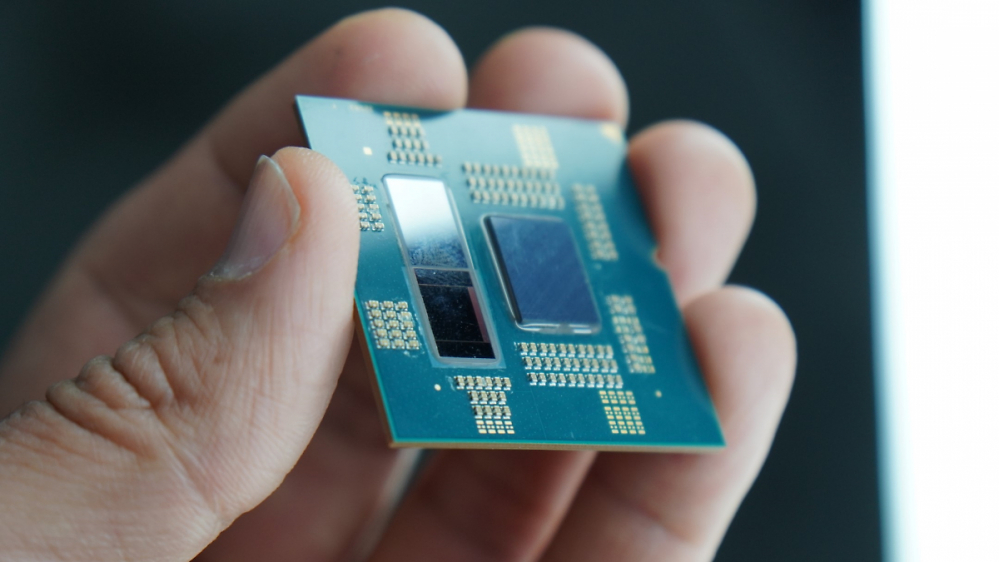 Ryzen 7 9800X3D marschiert in Blender durch