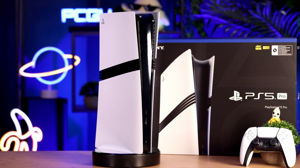 Deals: PS5 Pro kurz vor Weihnachten bei Amazon am günstigsten - auch Sonderangebote für Spiele & Zubehör