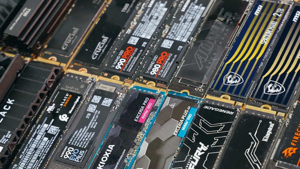  22 SSDs mit PCIe 4 und PCIe 5 im XXL-Vergleichstest