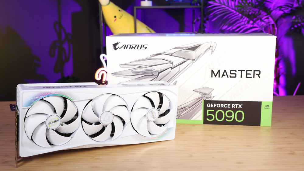 RTX 5090: Nvidia-GPU schneller als 30.000-US-Dollar-KI-GPUs H200 und MI300X in Tests