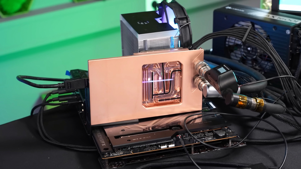 RTX 5090 FE: Wasserblock-Konzept bringt 25 °C Verbesserung, muss aber noch Hürden bewältigen