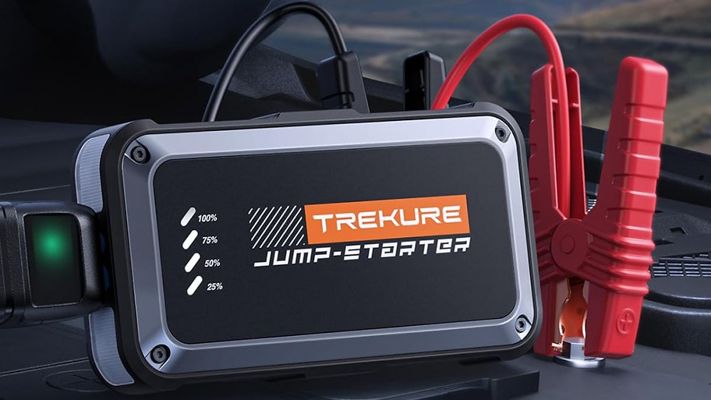 Deal I Startet nicht nur leere Auto-Batterie: Powerbank, die auch Smartphone oder Tablet lädt, wird für 35€ verramscht