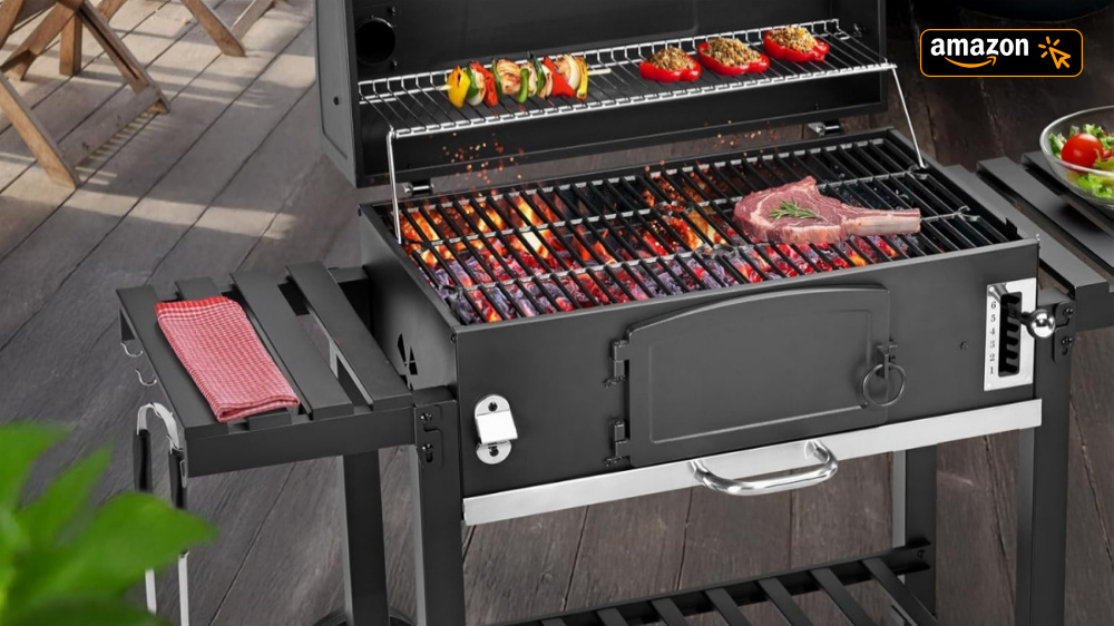Beliebter als Weber & Enders: Amazon grillt Preis von XXL-Holzkohlegrill & Smoker auf 180€