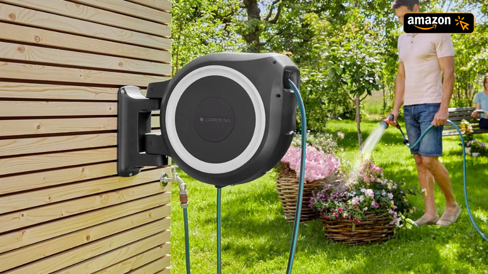Gartenbrause gratis dazu: Gardena Wand-Schlauchbox zum besten Preis bei Amazon