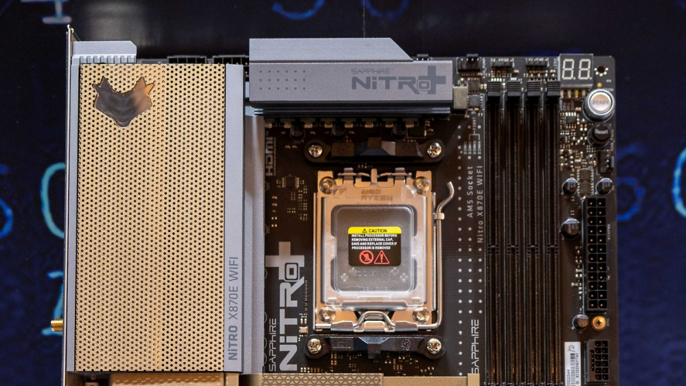 Sapphire Nitro+ X870E WIFI PhantomLink startet zur CES 2026