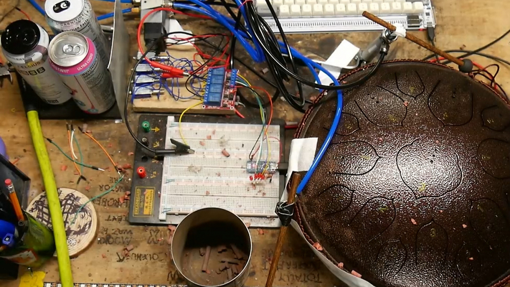 Kurios: Streamer baut die wohl lauteste mechanische Tastatur - inklusive Feuerwerk