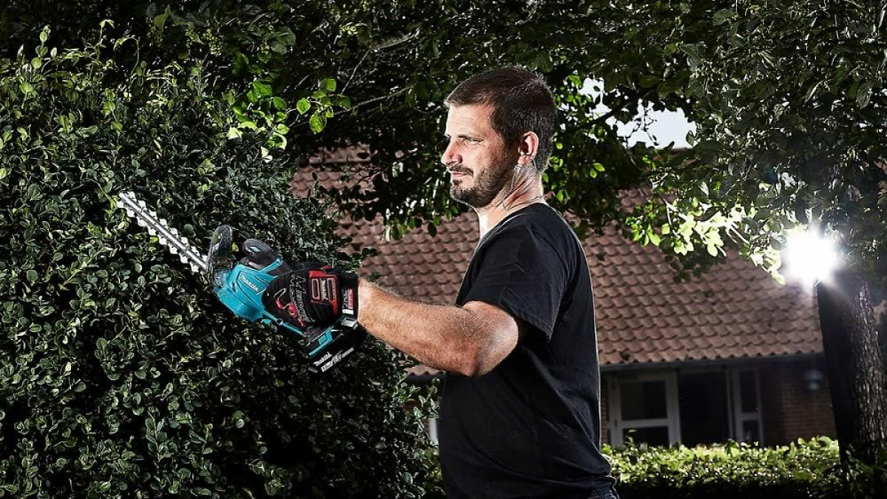 Lässt Einhell & Metabo hinter sich: Makita 18V Akku Gras- und Strauchschere Amazon-Bestseller Nr. 1