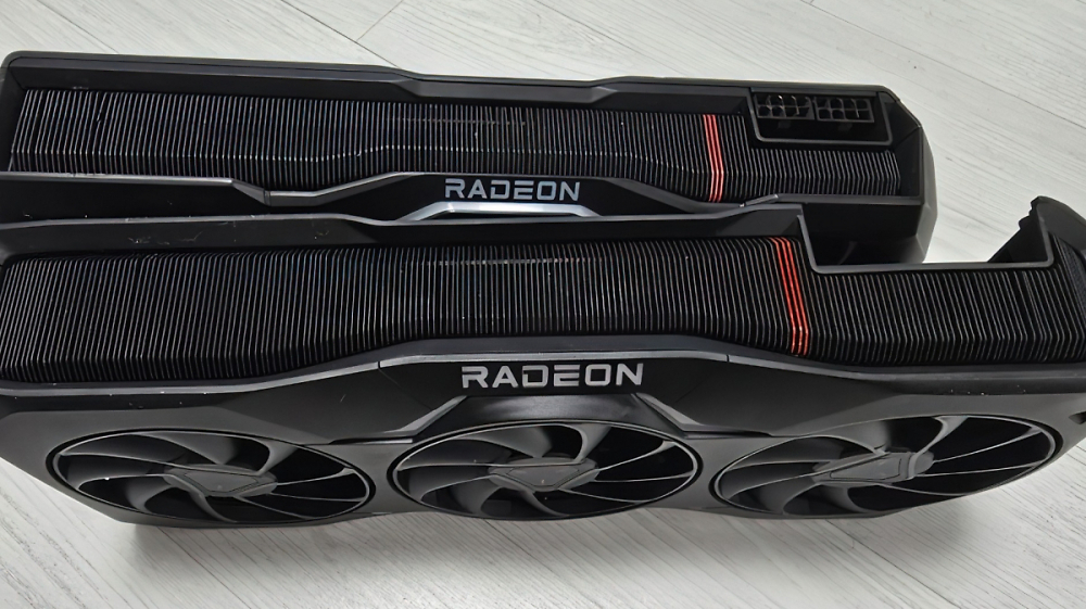 Radeon RX 7950 XTX? Möglicher Kühler-Prototyp aufgetaucht