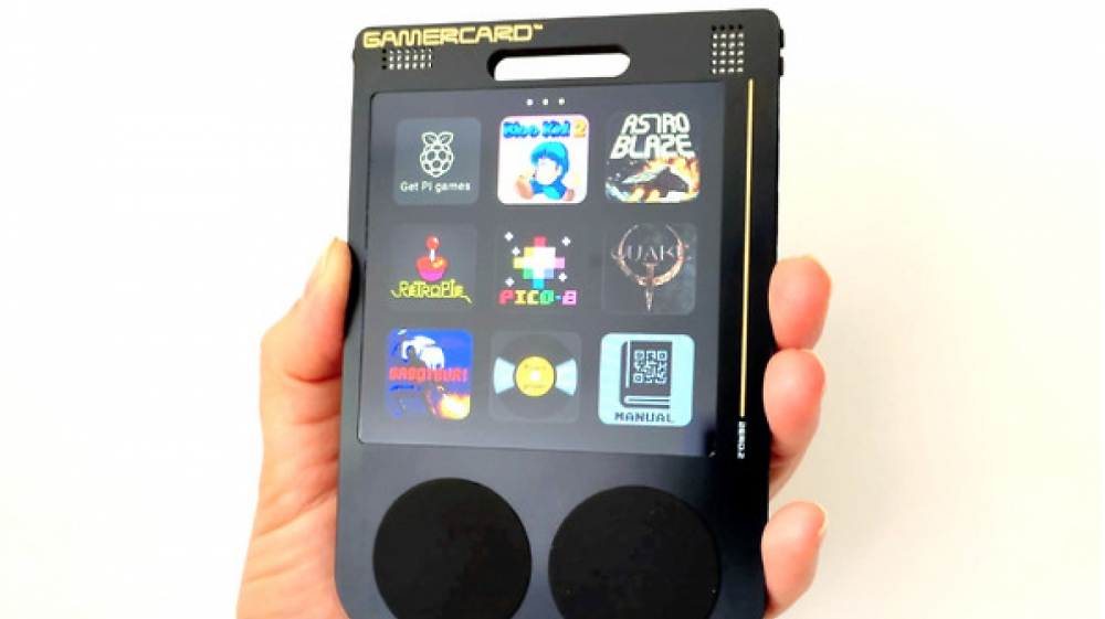 Gamercard: Neffe von Clive Sinclair bringt kompakte Retro-Konsole auf den Markt