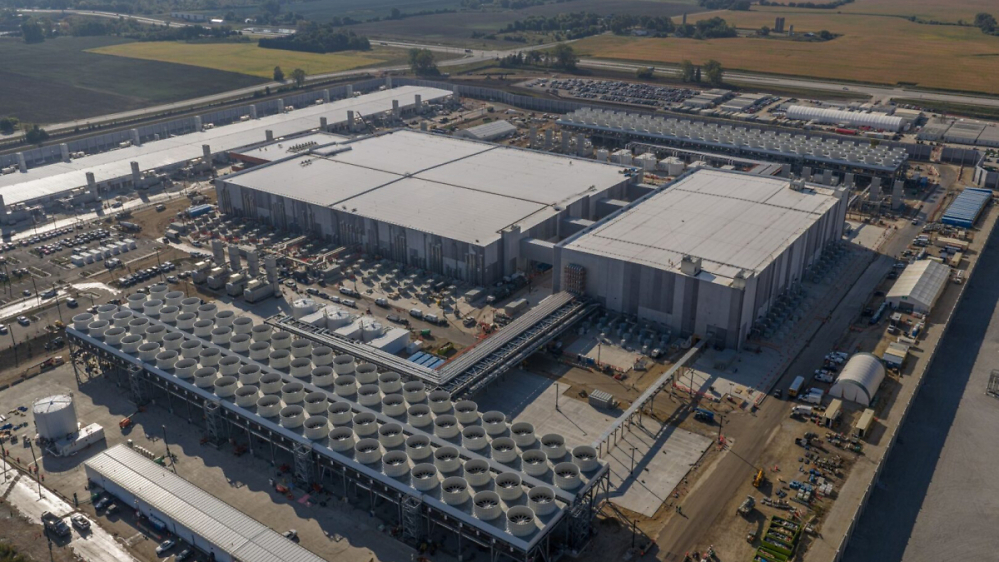 KI-Rechenzentrum von Microsoft mit Millionen Nvidia-Rechenkernen und üppiger Wasserkühlung