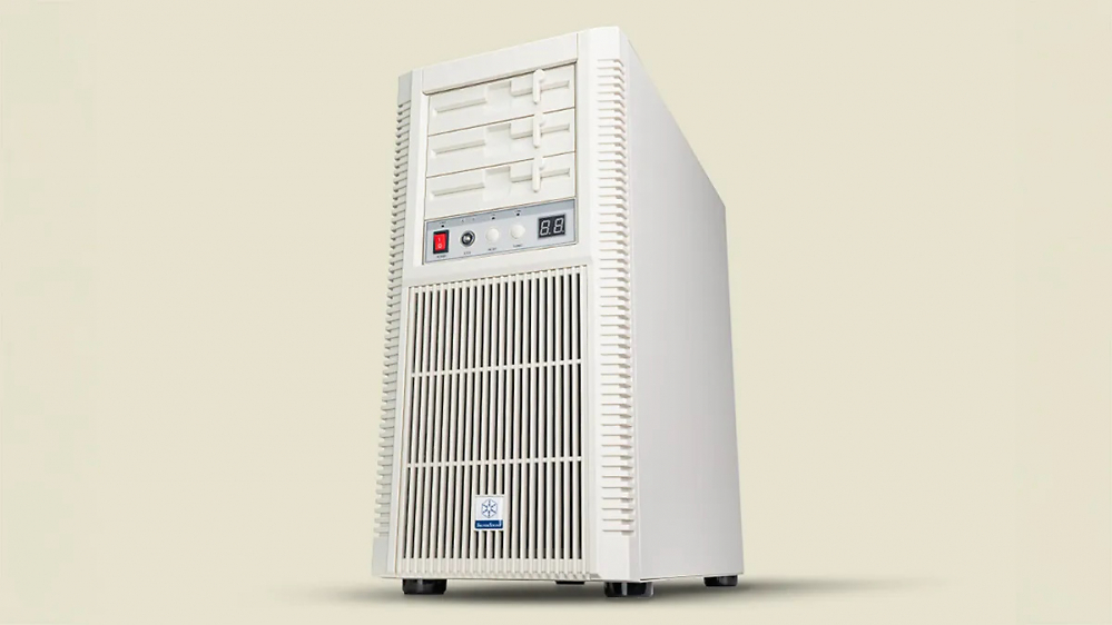 Retro-Gehäuse PC FLP02 von Silverstone: Zwischen Radiator und Turboknopf