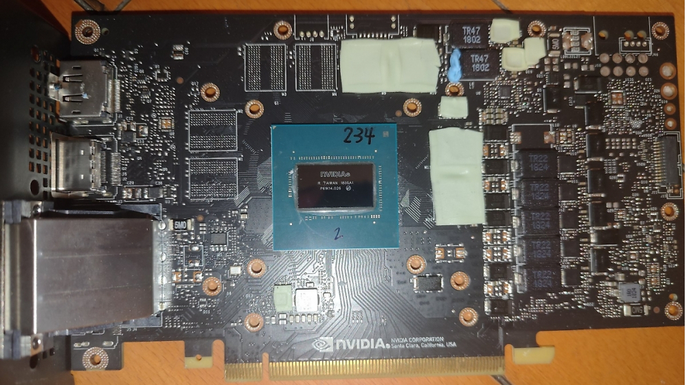 GTX 1650 Super: Besonderer Prototyp aufgetaucht - weniger Shader, aber dafür PCI-E-4.0