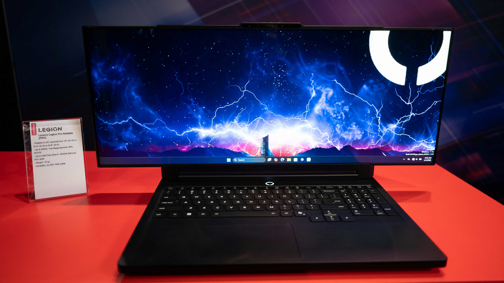 Lenovo auf der CES 2026: Rollable-Thinkpad als Blickfang, RTX-5070-Yoga mit Akku und Leistung