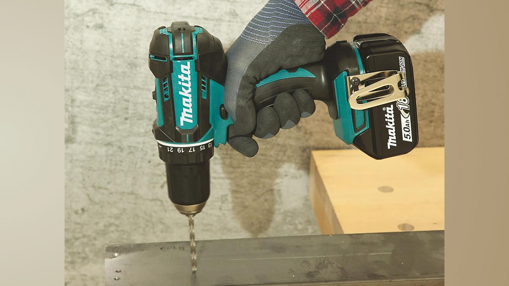 Amazon-Hit zum Bestpreis: Makita 18V Akku-Bohrschrauber DDF482 nur 65,99€