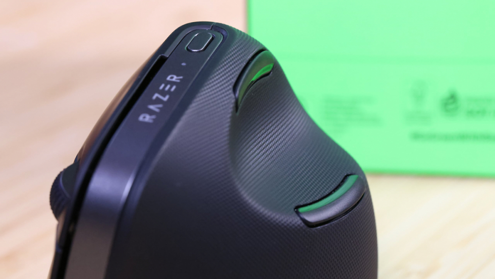 Razer Pro Click V2 Vertical Edition: Selbstversuch Vertikalmaus - Praxis im Büro und beim Gaming