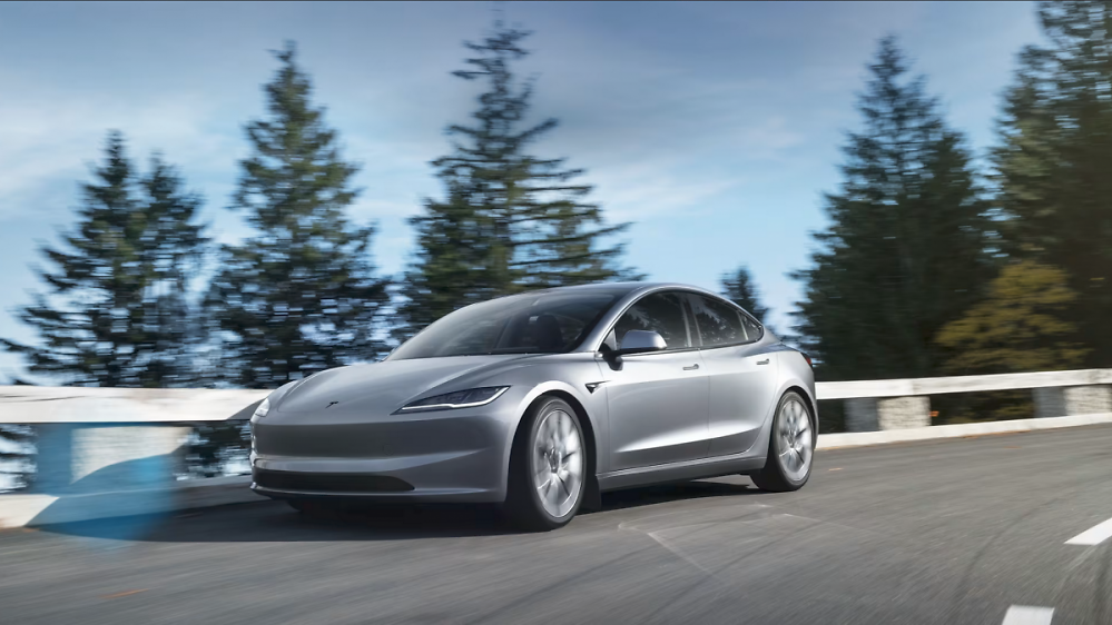 Tesla AI5: Elon Musk enthüllt den KI-Chip für die neue Plattform
