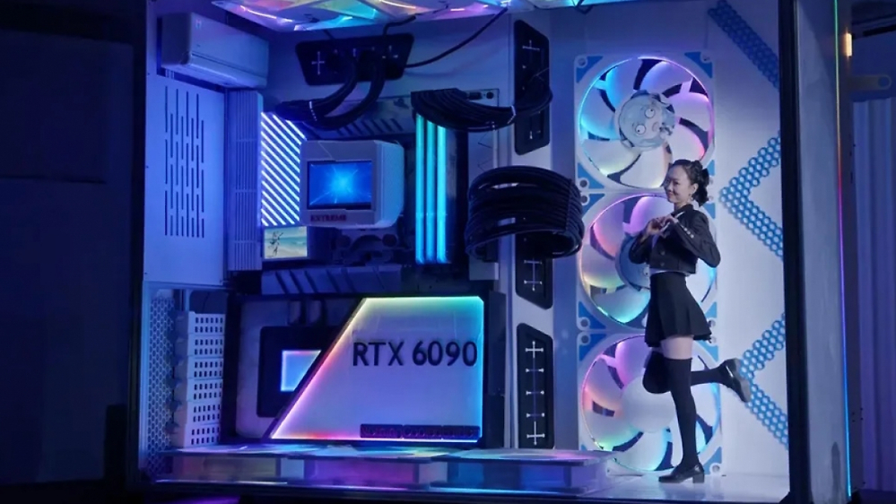 Gaming-PC als "Zimmer": Enthusiast baut riesigen PC
