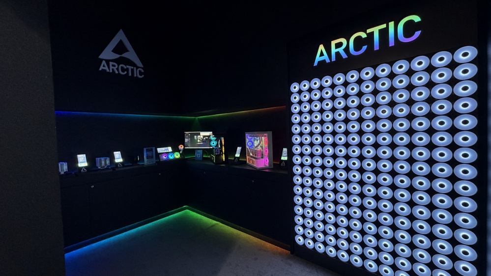 Arctic auf der Computex: Micro-ATX-Gehäuse Xtender Mini, Freezer 61 mit sechs Heatpipes