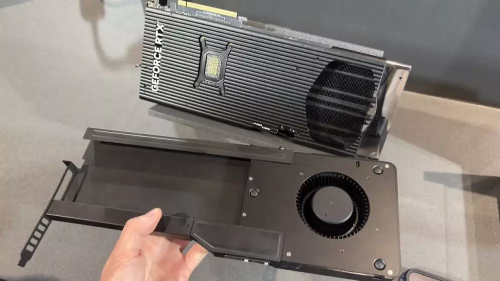 Coolermaster Masterflow: GPU-Abluft soll die CPU um bis zu 6 Grad Celsius entlasten