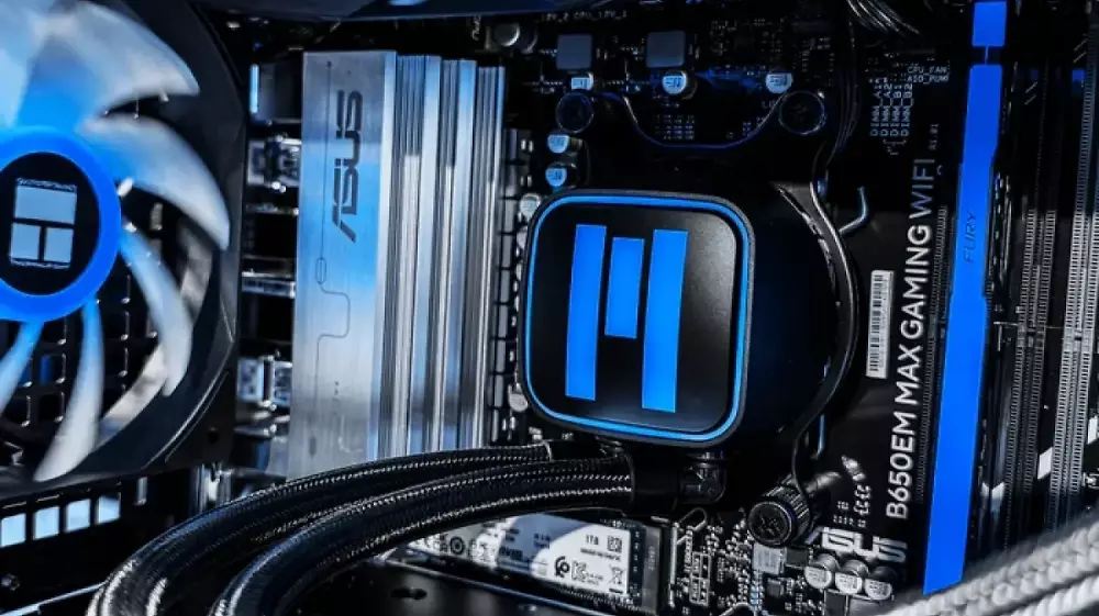 Valves Steam Machine unter Druck: Erster SteamOS-PC mit RX 7600 für 1.300 US-Dollar