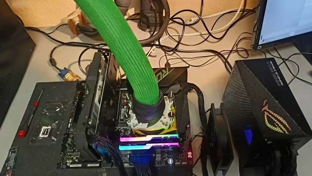 Ryzen 7 5800X3D 10th Anniversary: PCGHX-Nutzer taktet ihn auf 5.116 MHz - Weltrekord