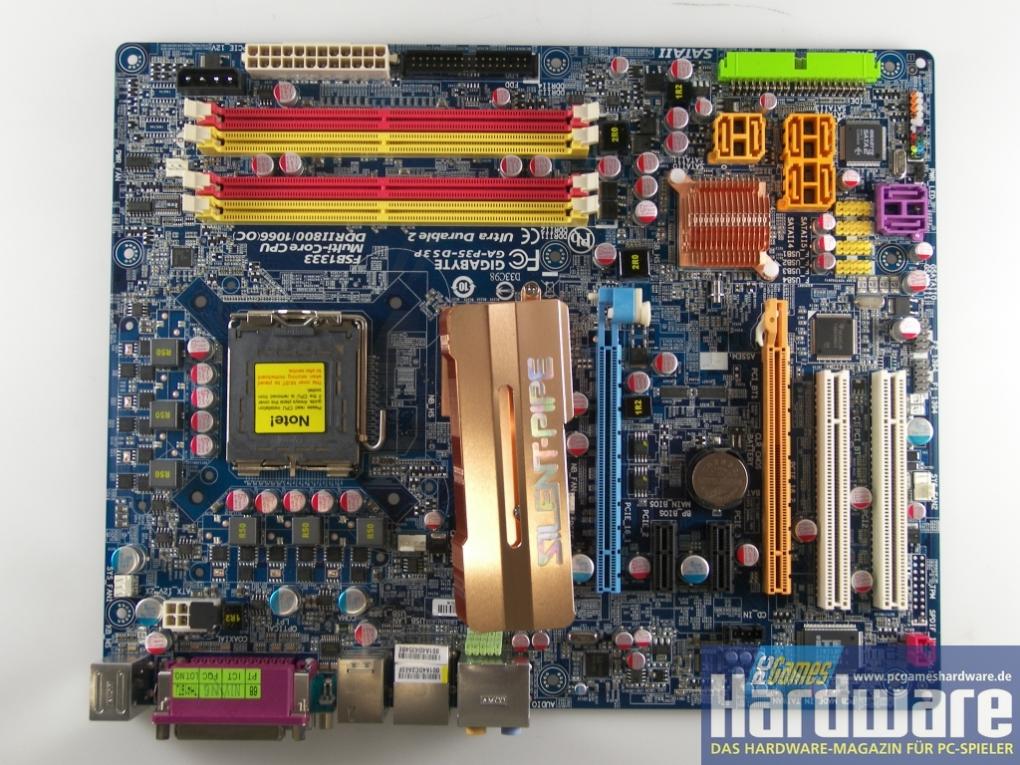 Sockel 775: Gigabyte P35-DS3P (Bild: PCGH)