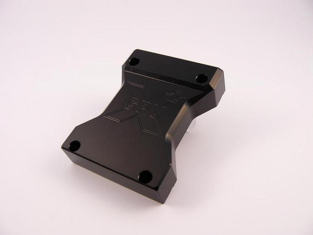 Watercool: Optional erhältlich, der Crossfire/SLI-Adapter (Bild: watercool.de)