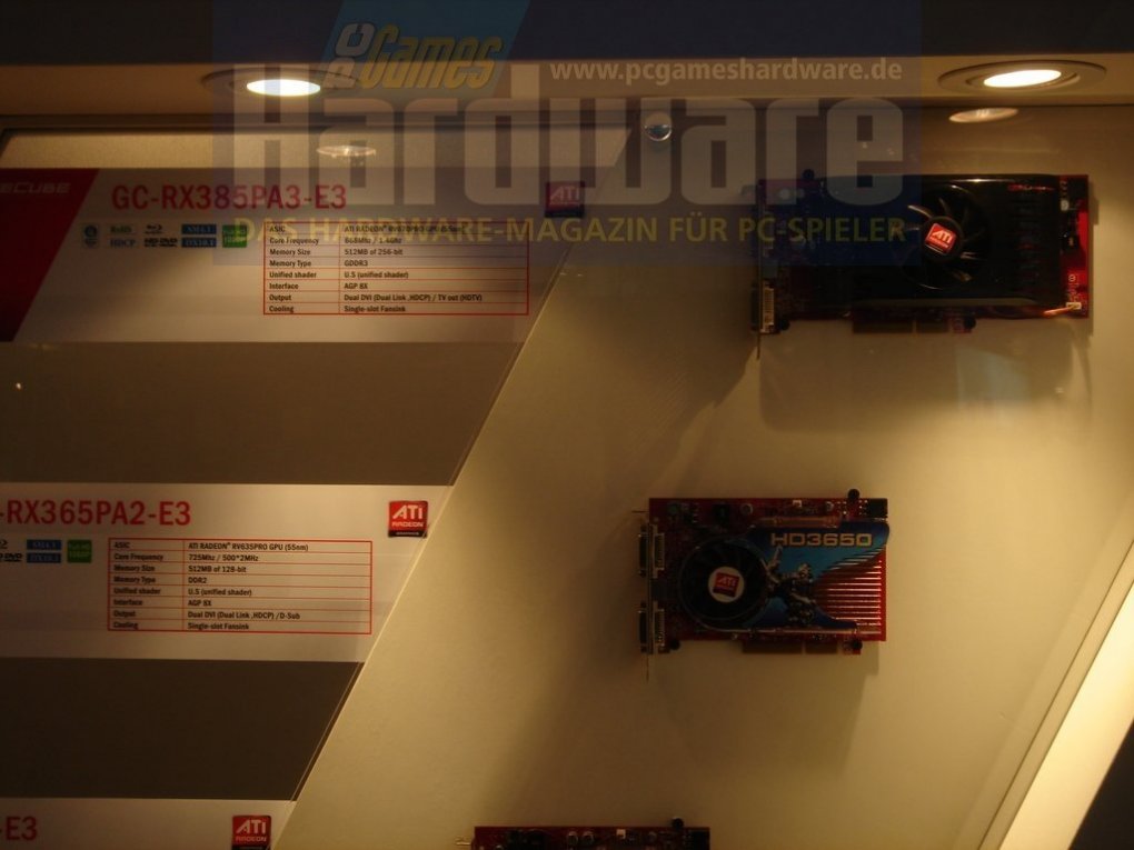 Gecube mit AGP-Radeon-HD-Karten (Bild: PCGH)