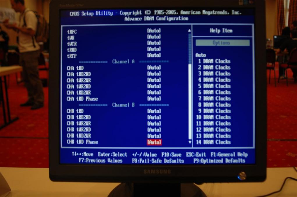 Extrem-Bios: Auch MSI bietet extreme Übertaktungsoptionen im BIOS an, die beim ersten Anblick sehr komplex wirken.
