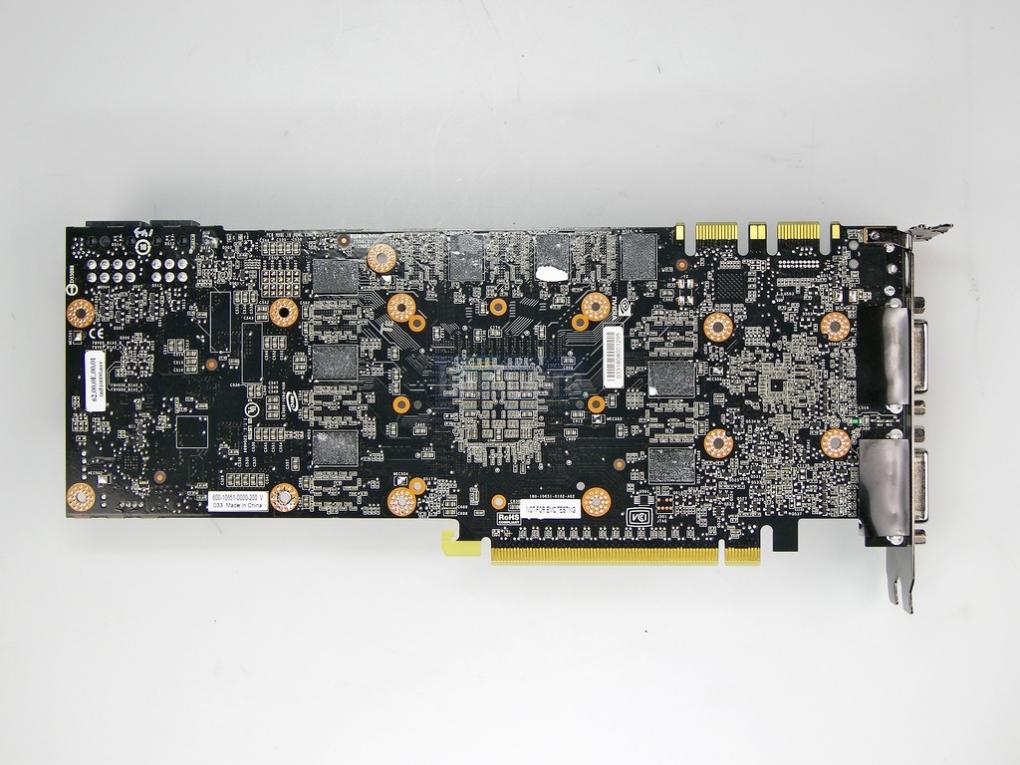 Geforce GTX280 im PCGH-Test: Die nackte Rückansicht (Bild: PCGH)