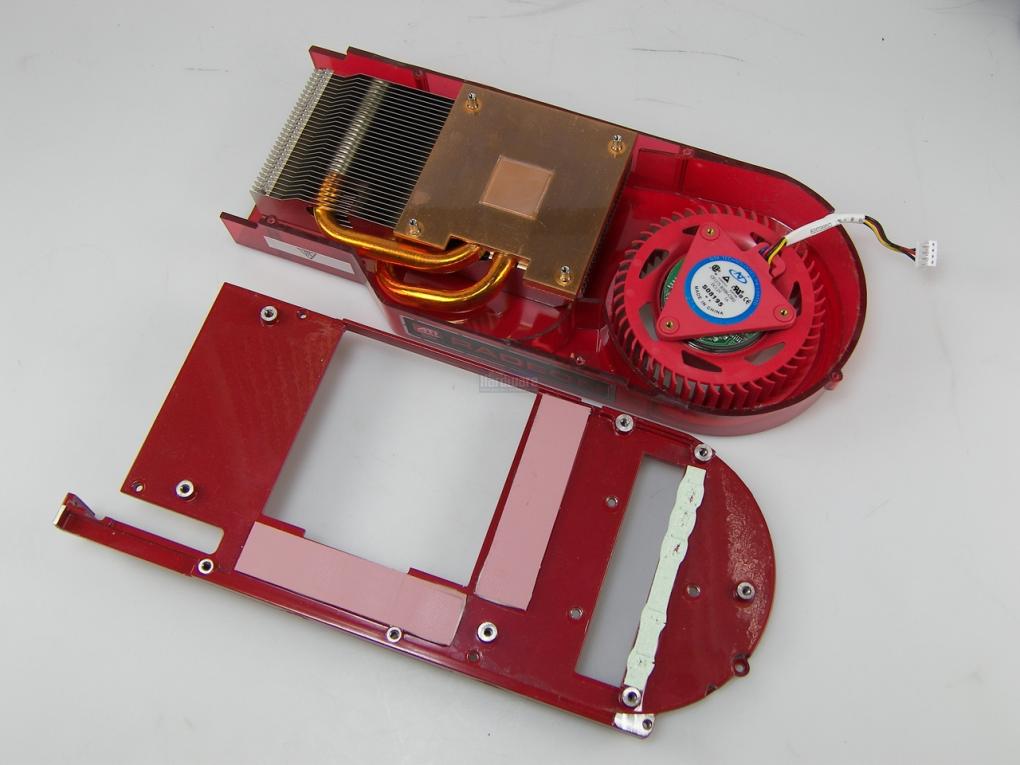 Radeon HD 4870: Referenzkühler zerlegt
