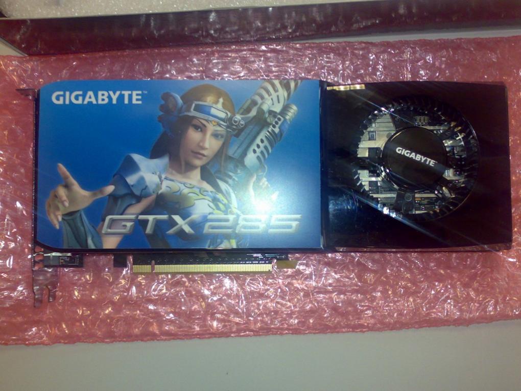 GTX 285 von Gigabyte.
