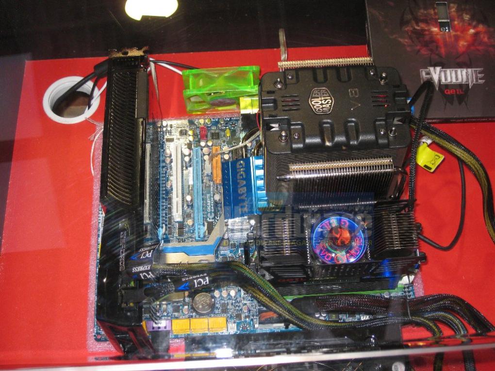 GEIL: 3 x 1.024 MiByte DDR3-1800,8-8-8-28 (2)