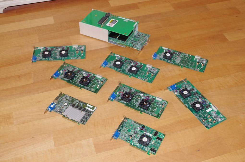 Löschzwerg: 'Oberste Reihe: Quantum3D AAlchemy 8232SB + Powerboard (8x VSA100); halbe Voodoo 5 5500 Zweite Reihe: Voodoo 5 5500 AGP; Voodoo 5 5500 AGP; Voodoo 5 5500 PCI
Dritte Reihe: 2x Voodoo 5 5500 Rev. A2 AGP 2.0 Unterste Reihe: Voodoo 3 3500 Compaq OEM Edition; Voodoo 4 4500 AGP Foto meiner wichtigsten 3dfx Grafikkarten. Ich habe noch eine Reihe an Voodoo 2- und Voodoo-3-Karten die größtenteils defekt sind und als Teilespender für Reparaturen herhalten. Erwähnenswert im Bild sind die beiden Voodoo 5 5500 mit AGP-2.0-Slot und die AAlchemy 8232SB mit Powerboard (Do not lick!).'