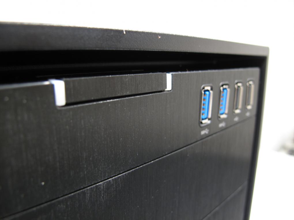 Corsair Obsidian 750D im Test: Hochwertige, aber auch teure Hardware-Behausung (2)