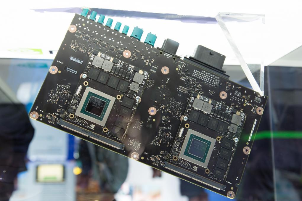 Update: Das Drive PX 2 wird aktuell noch mit Maxwell-GPUs bestückt