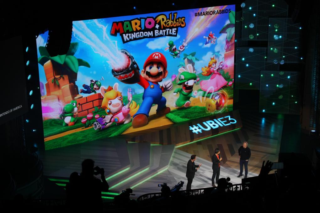 Ubisoft hatte nach einhelliger Meinung internationaler Pressevertreter den besten Messeauftritt. Der Publisher präsentierte ein Dutzend Spiele und holte gleich zu Anfang Mario-Erfinder Shigeru Miyamoto auf die Bühne.