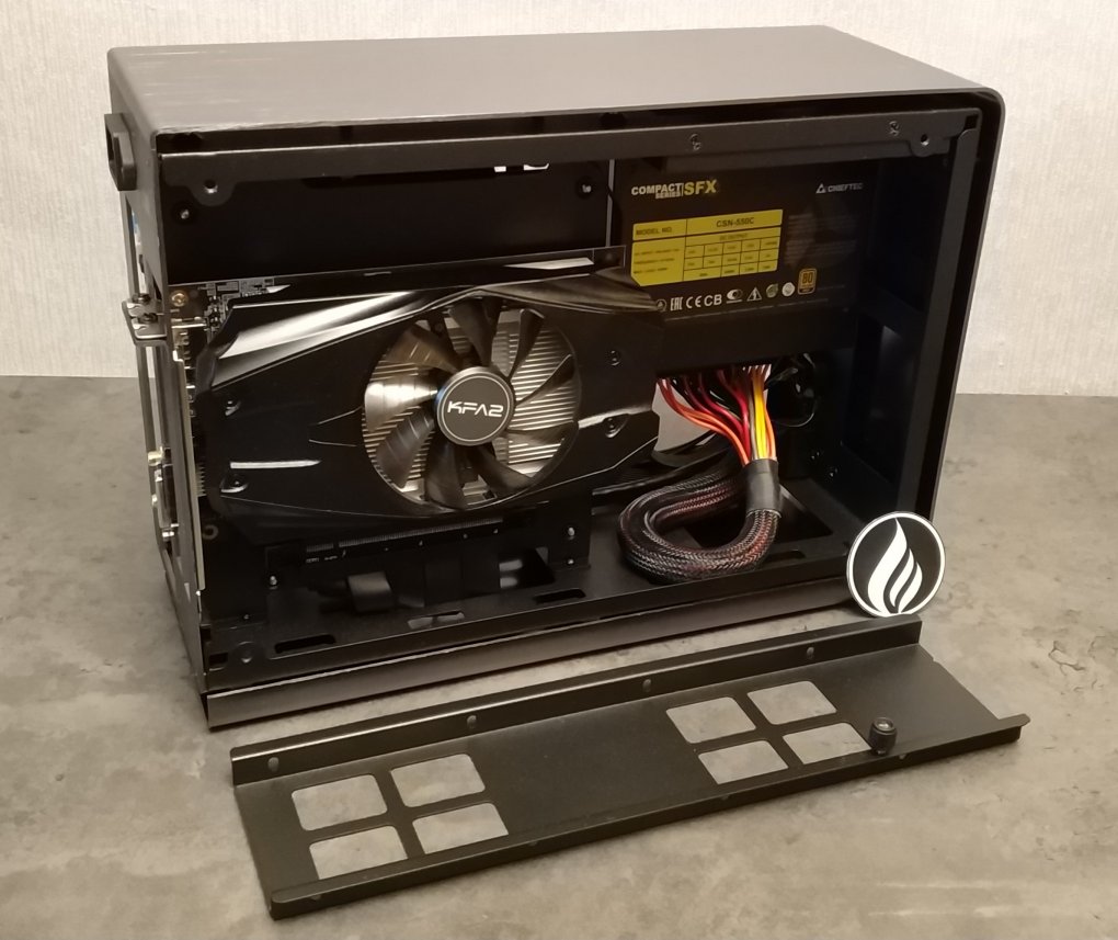 Seitenansicht mit HDD Tray