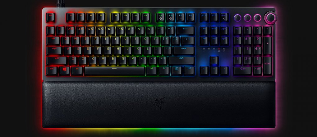 Die Razer Huntsman V2 Analog setzt auf optische Switches mit RGB-Beleuchtung.